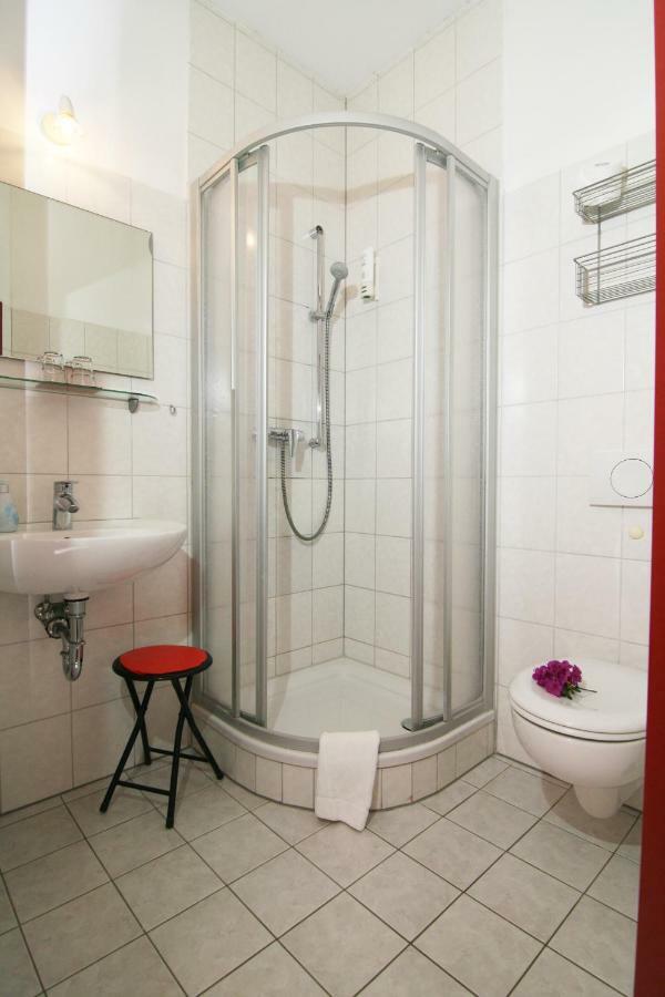 Hotel Am Waldschloesschen - Brauhaus Дрезден Екстериор снимка