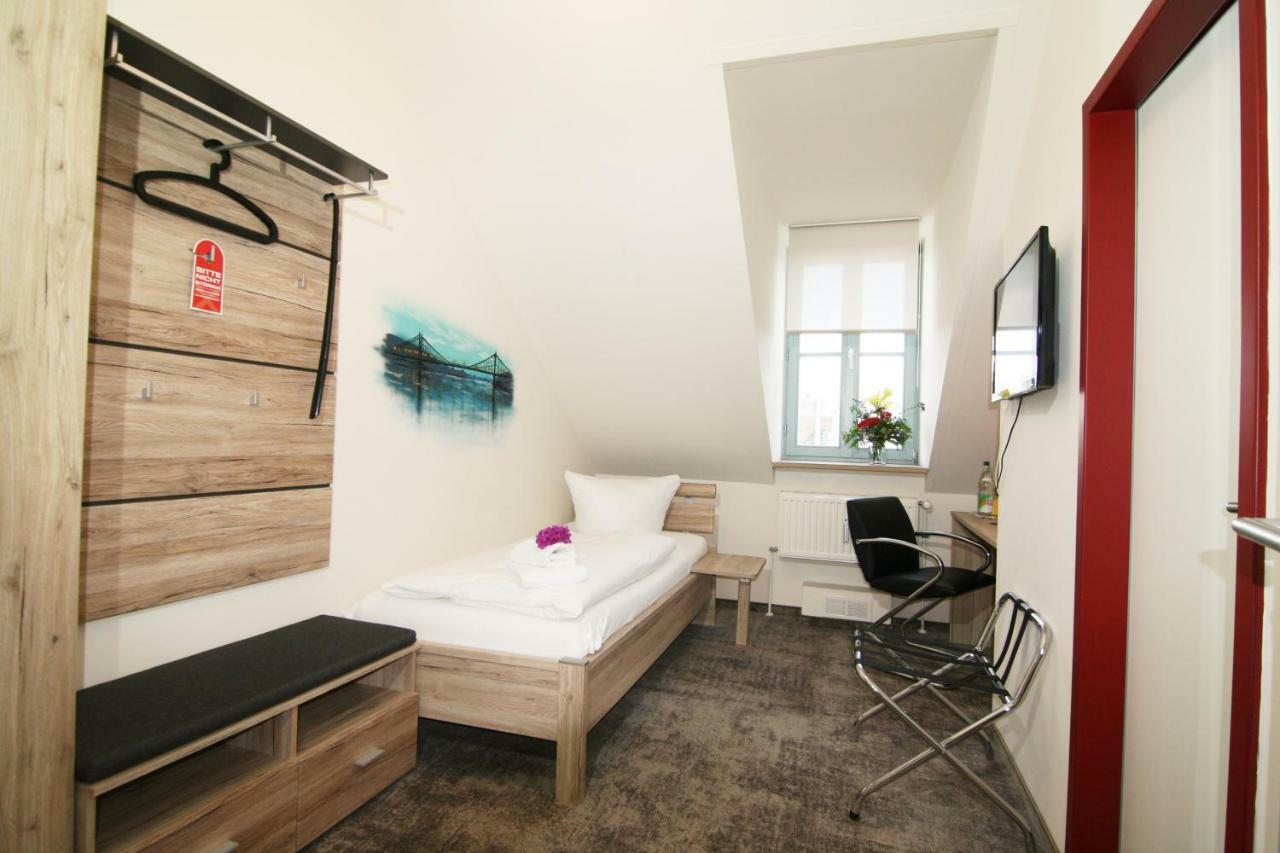 Hotel Am Waldschloesschen - Brauhaus Дрезден Екстериор снимка